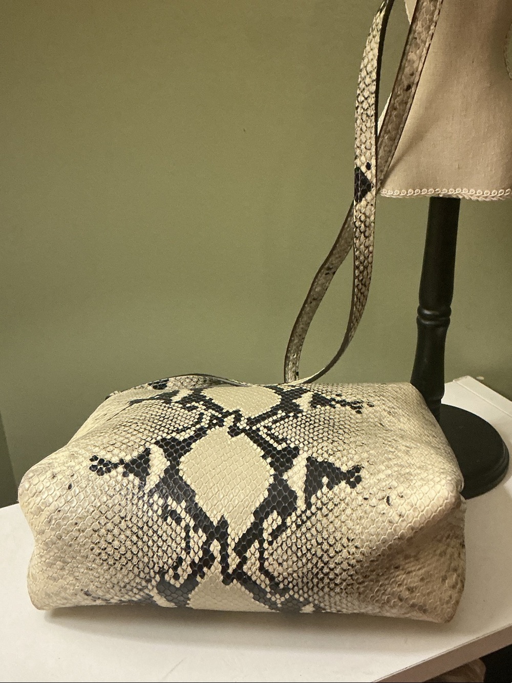 KHAITE Lina Medium Crossbody Bag Natural Python Embossed Leather Cream Black COA - Picture 6 of 16